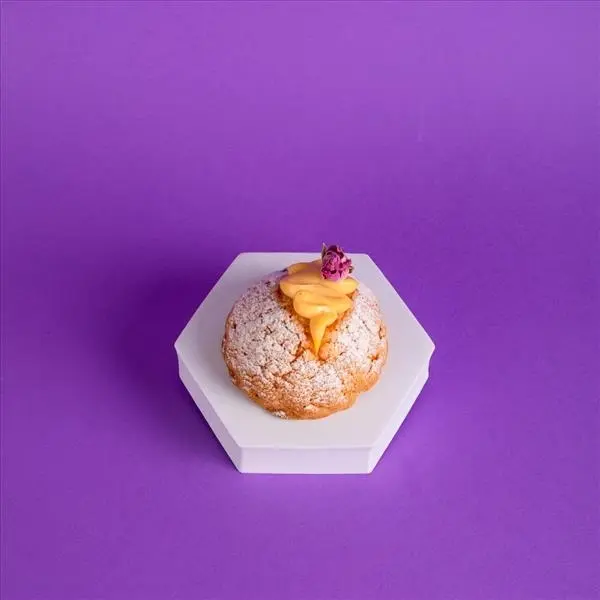 Custrad Eclair