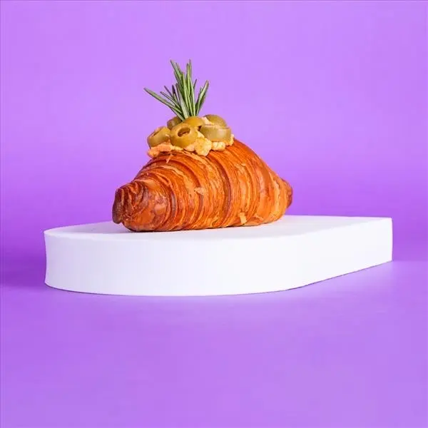 Labnah Makdoos Croissant